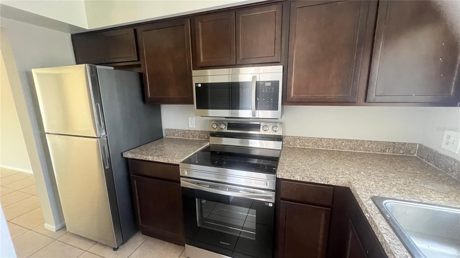 Image 4 of 18 For 202 Watts Lane D