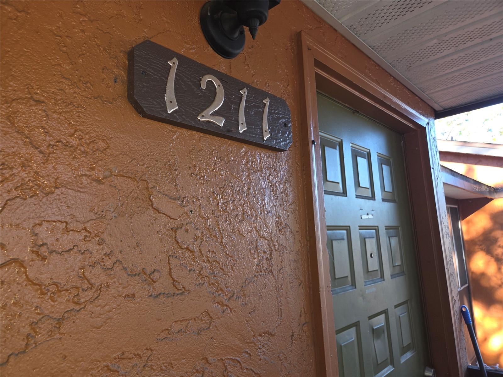 Listing photo id 0 for 1211 Sago Palm Boulevard 1211