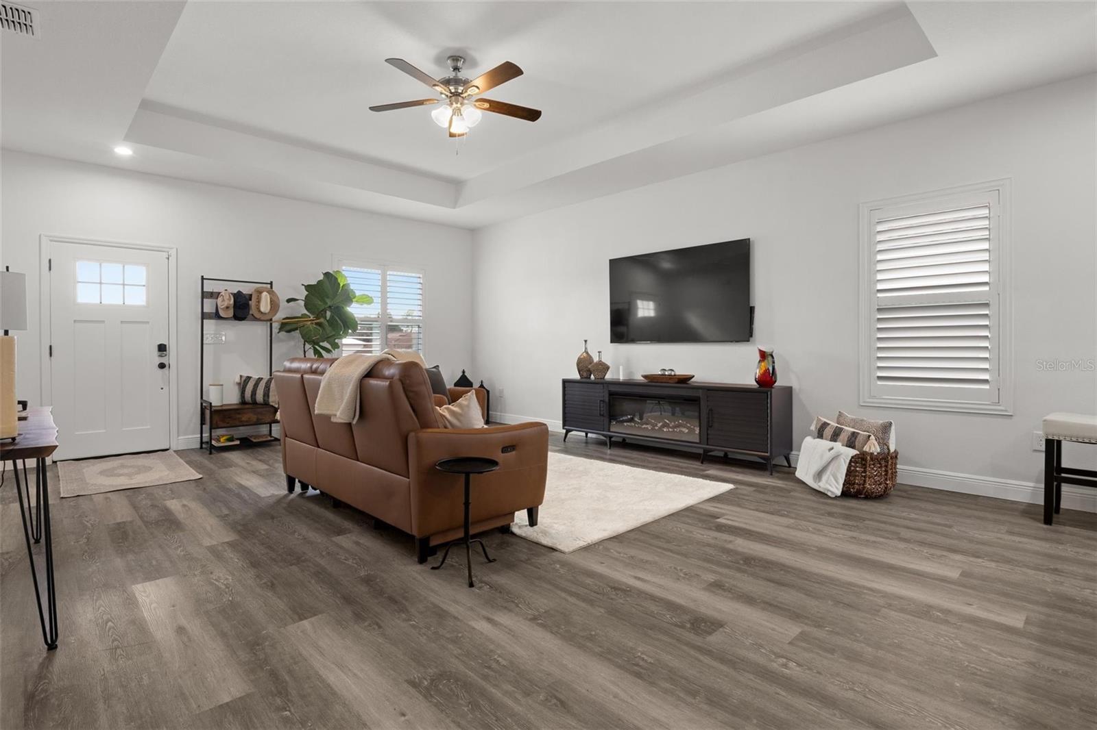 Image 2 of 38 For 3881 Phillips Road