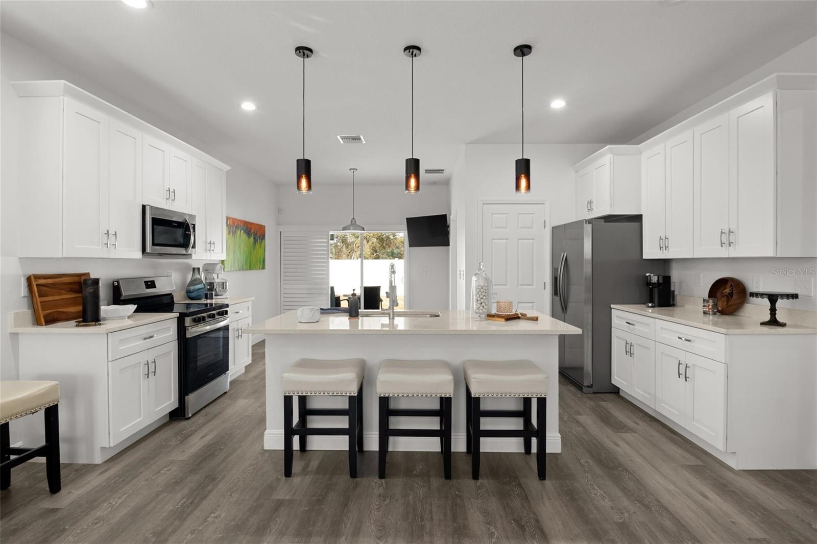 Image 7 of 38 For 3881 Phillips Road