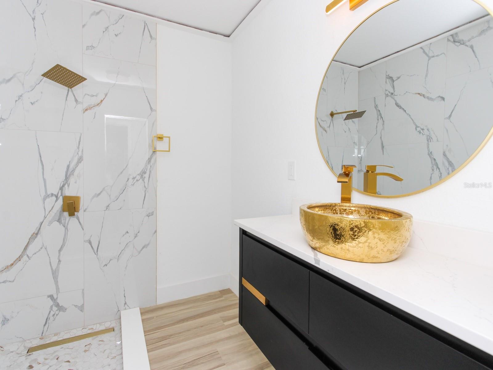 Image 29 of 42 For 4201 Park Lake Street