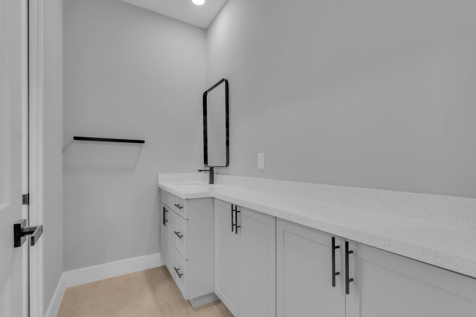 Image 19 of 30 For 1821 Missouri Road Nw