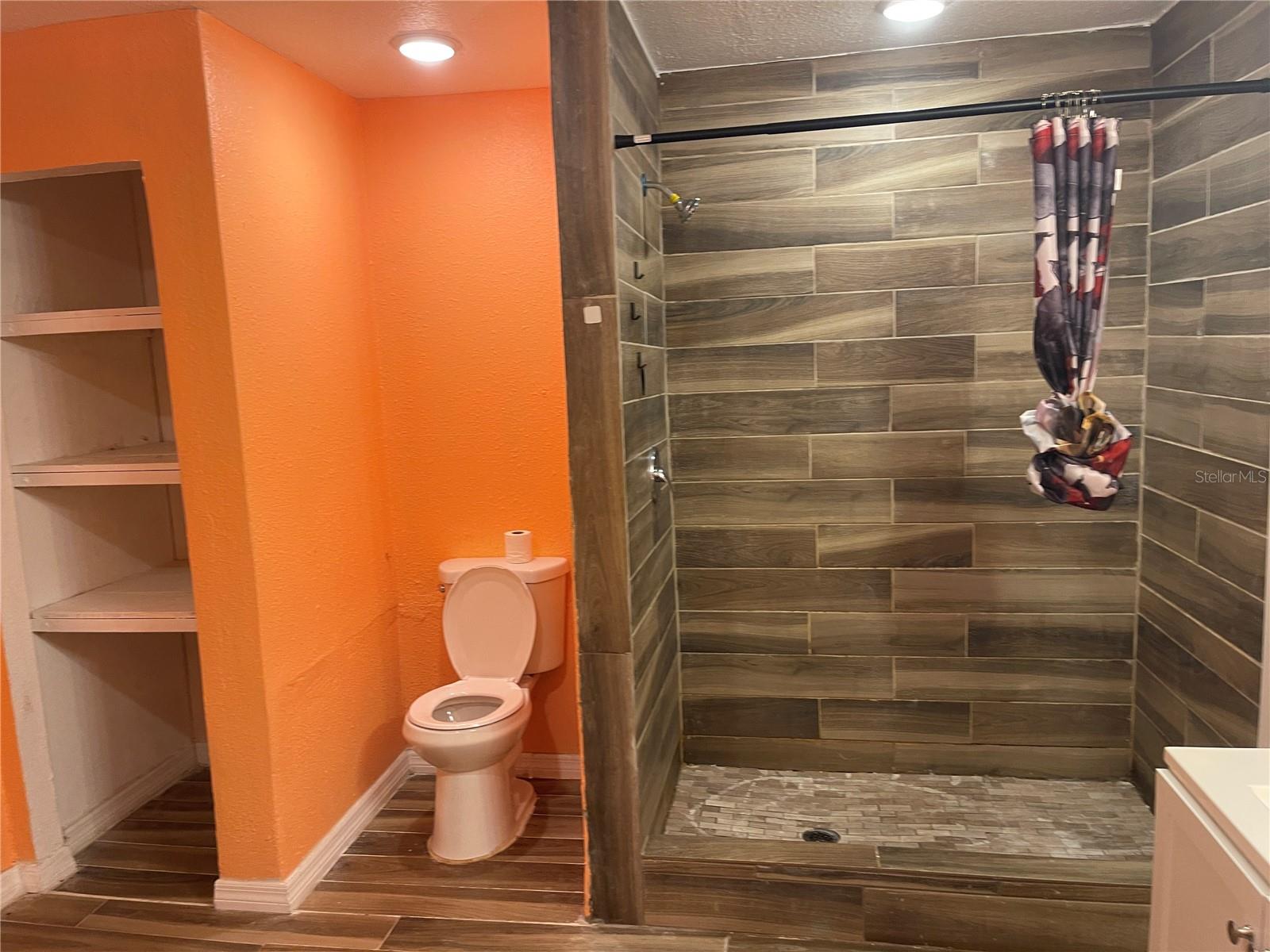 Image 12 of 45 For 1701 36th Street Nw