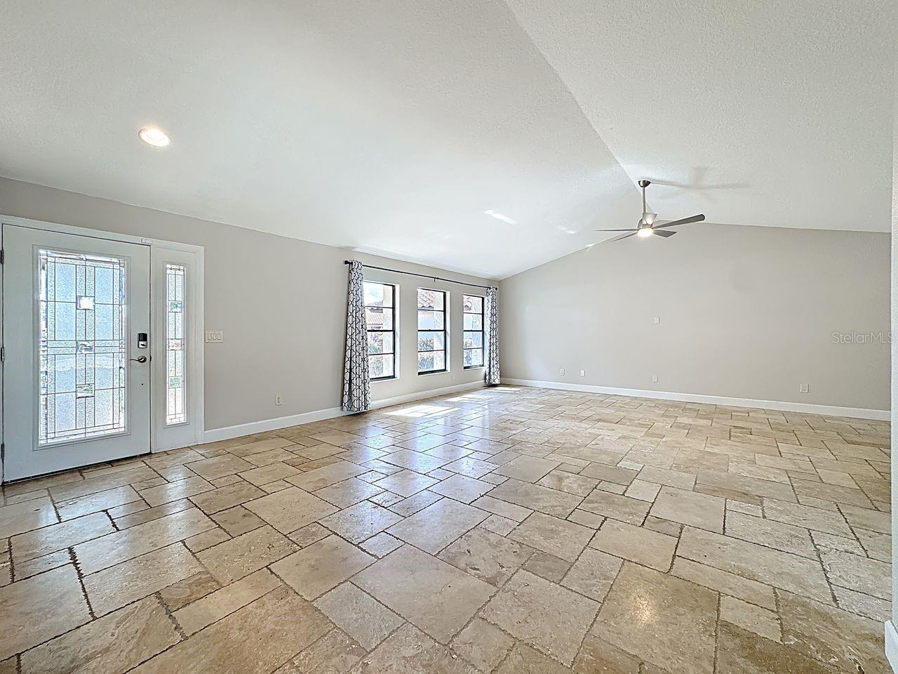 Image 6 of 56 For 8019 Madeira Court