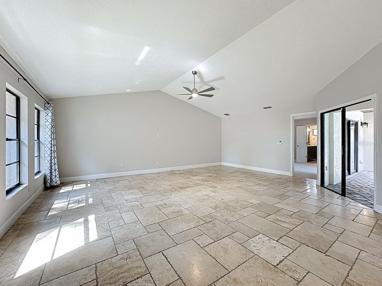 Image 7 of 56 For 8019 Madeira Court