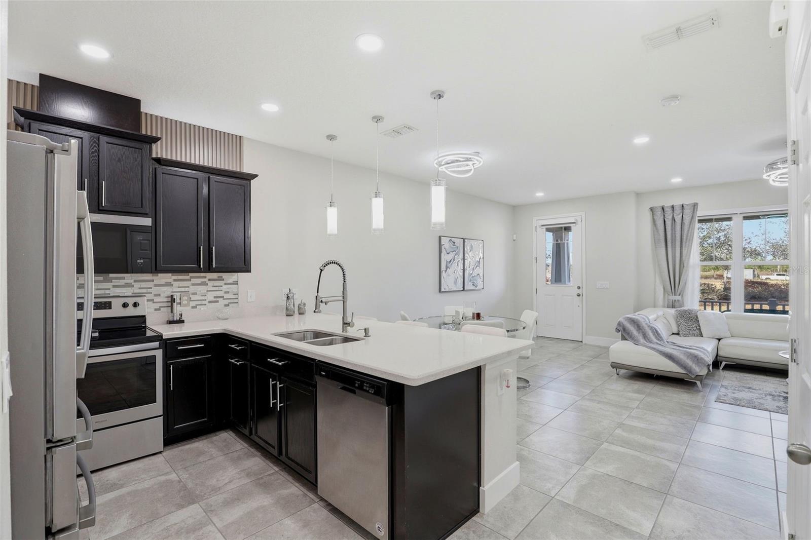 Image 14 of 40 For 2605 Play Hard Alley