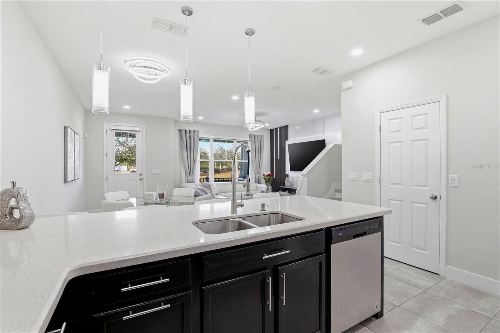 Image 16 of 40 For 2605 Play Hard Alley