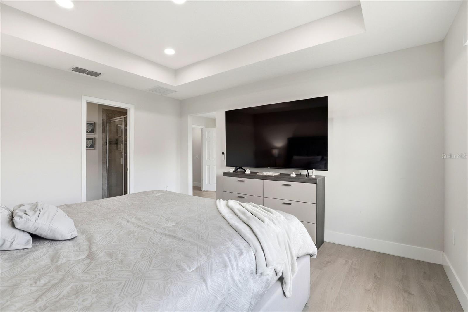 Image 24 of 40 For 2605 Play Hard Alley