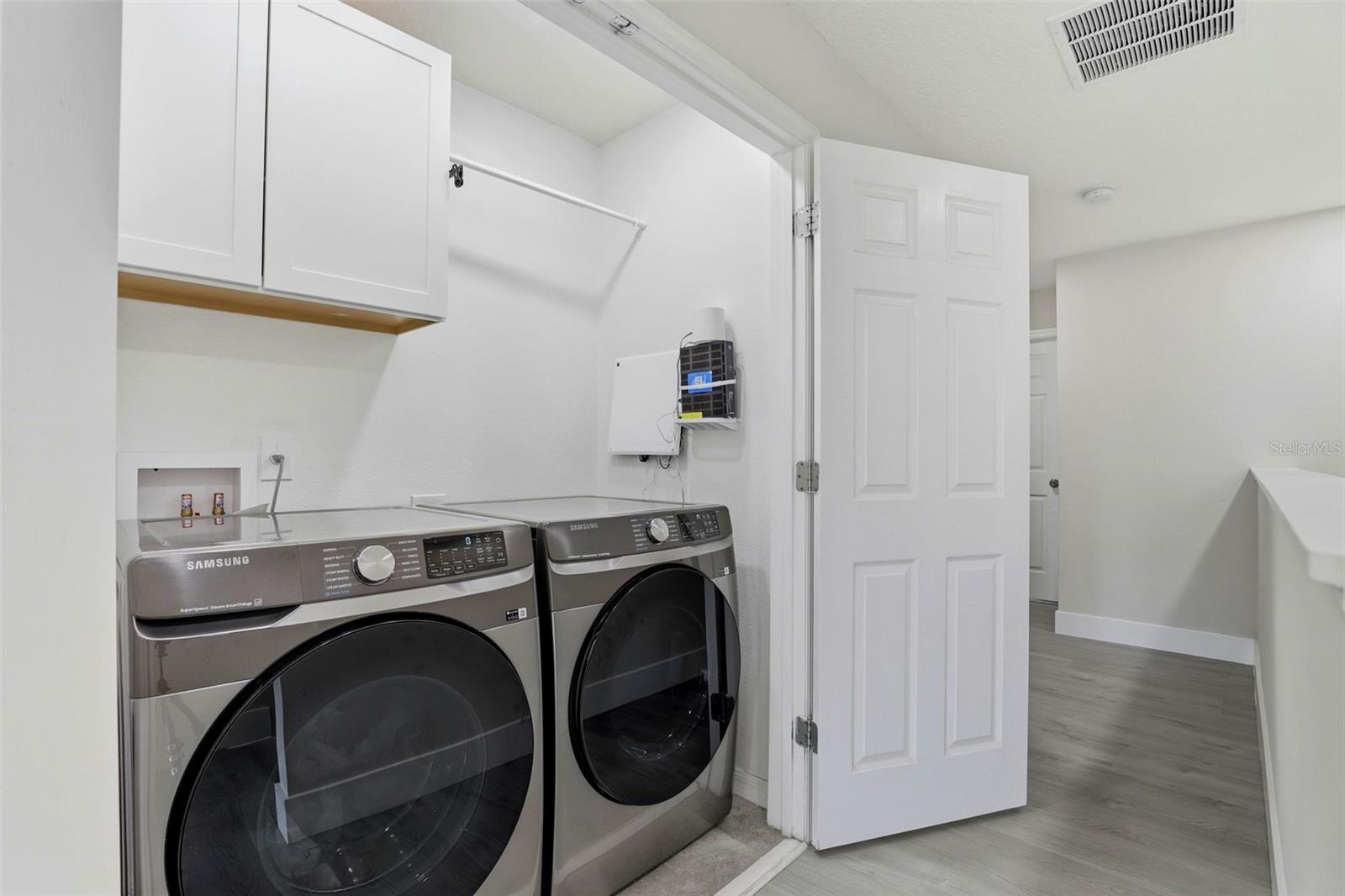 Image 30 of 40 For 2605 Play Hard Alley