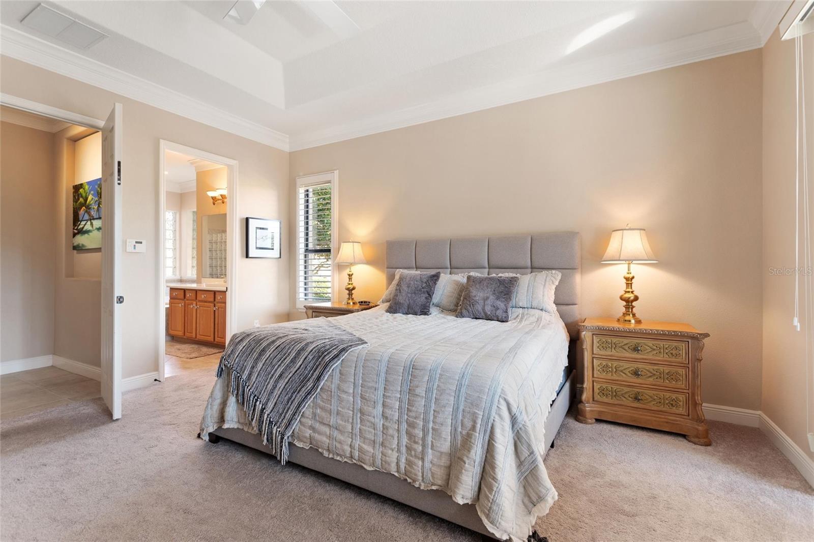 Image 19 of 74 For 927 San Raphael Street