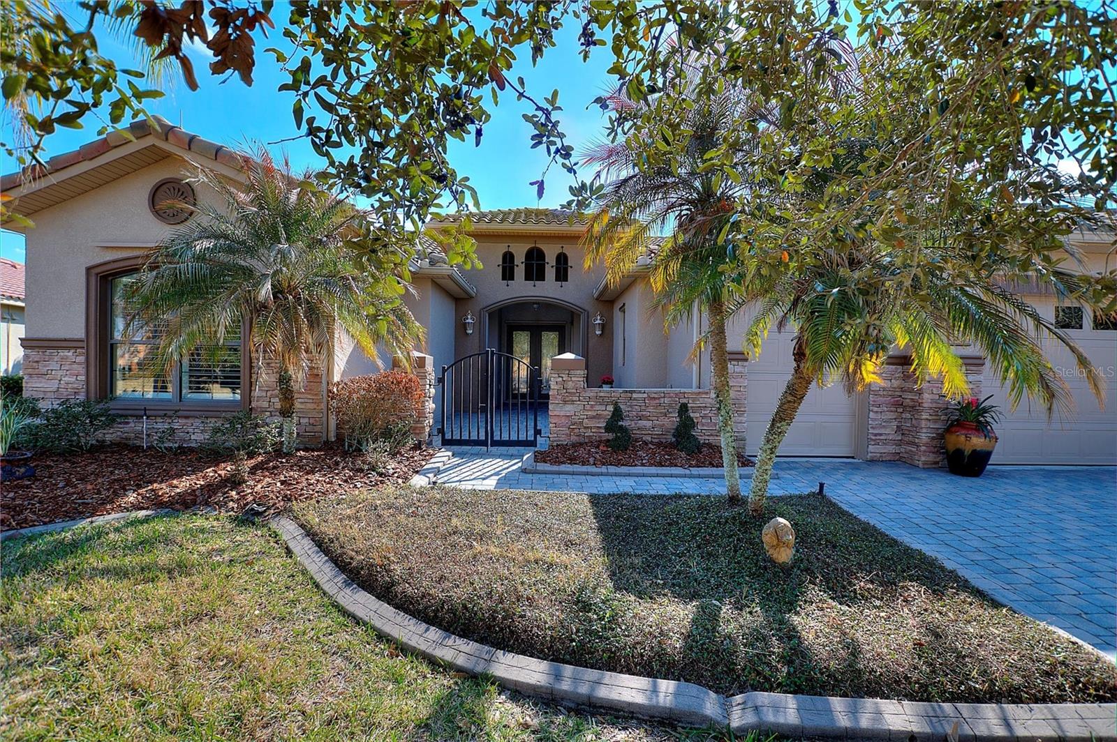 Image 2 of 74 For 927 San Raphael Street