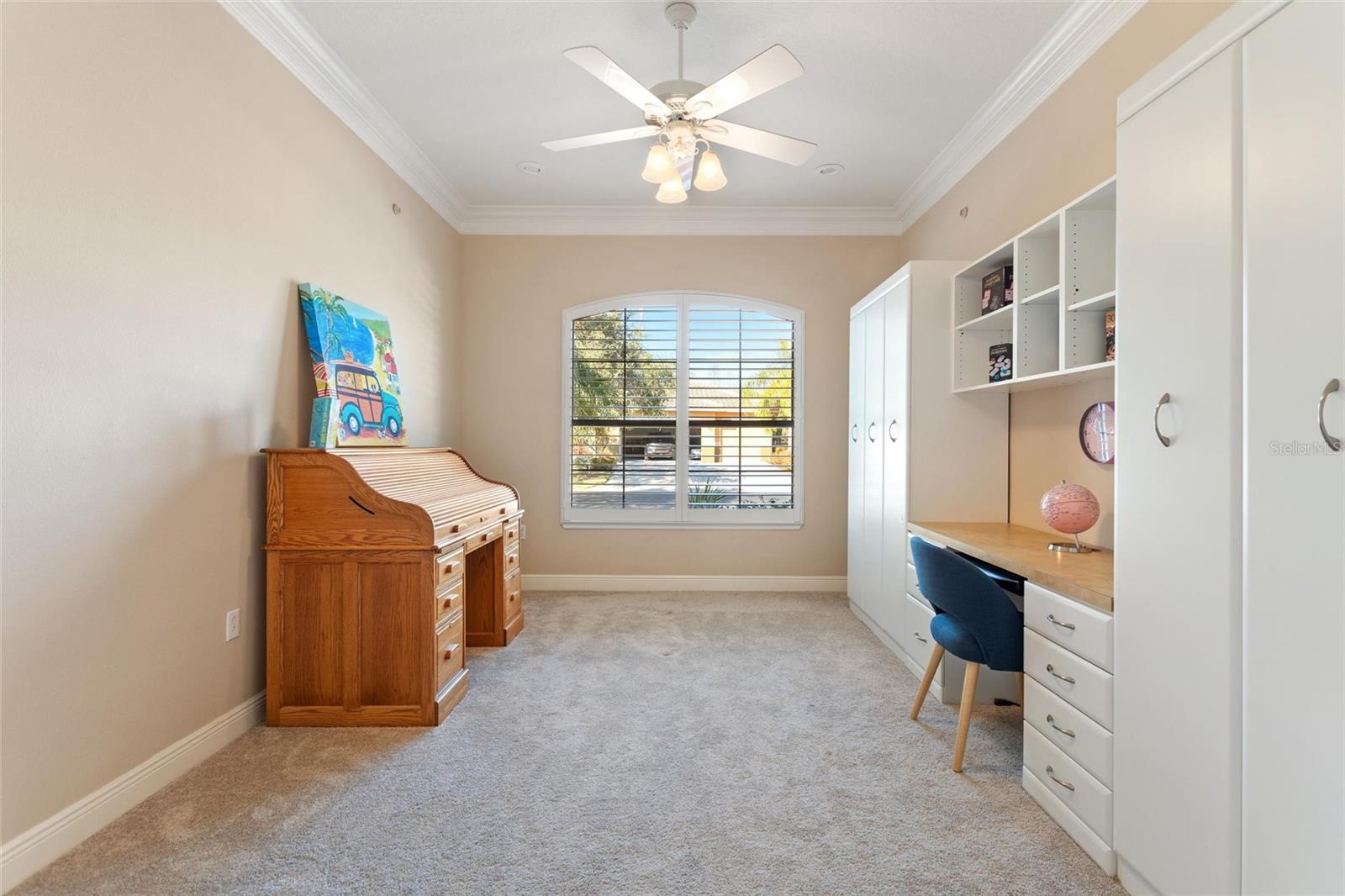 Image 24 of 74 For 927 San Raphael Street