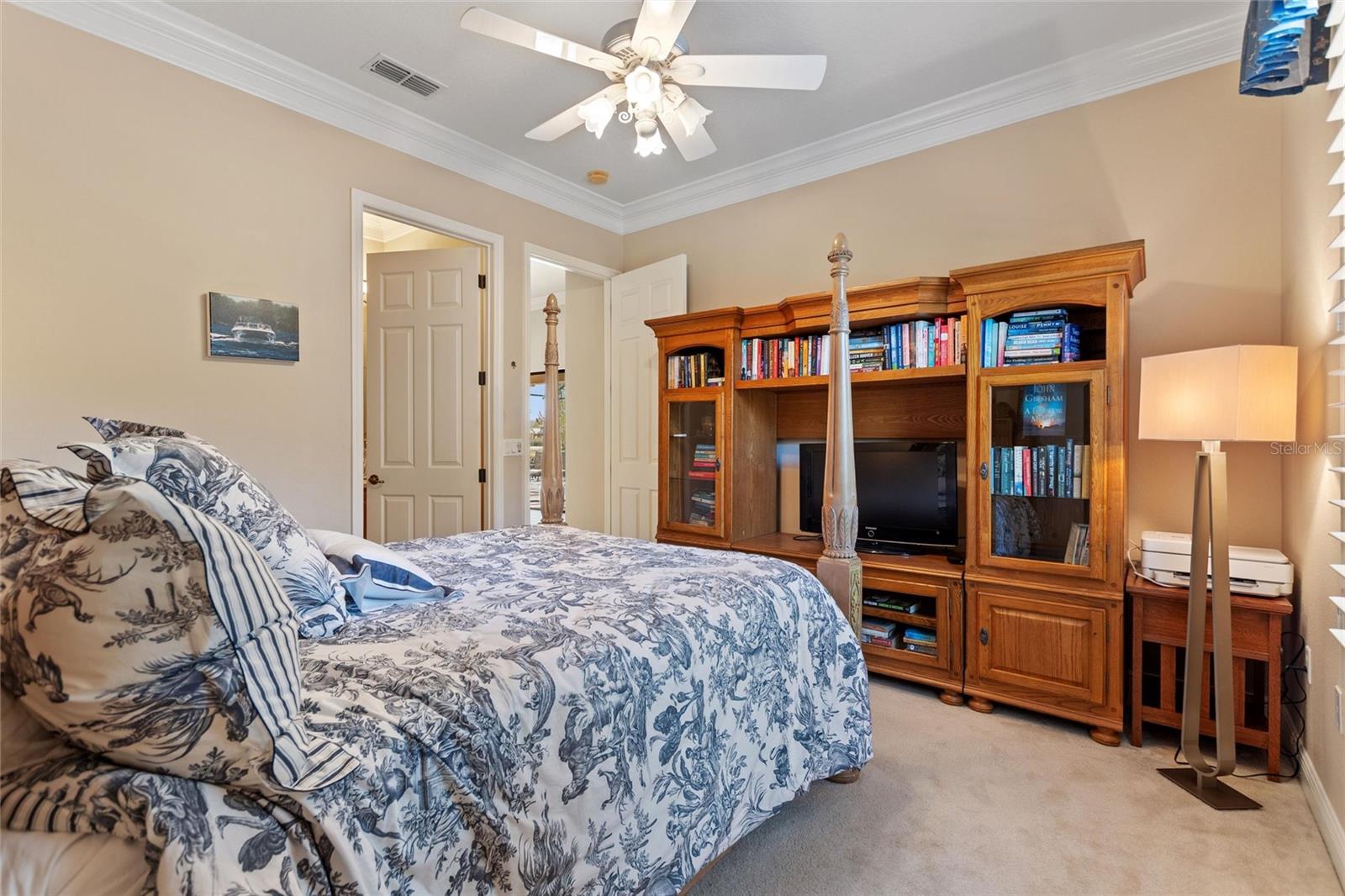 Image 27 of 74 For 927 San Raphael Street