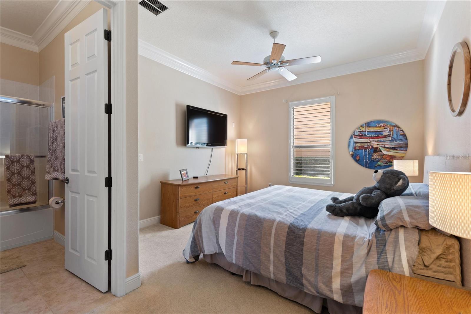 Image 31 of 74 For 927 San Raphael Street