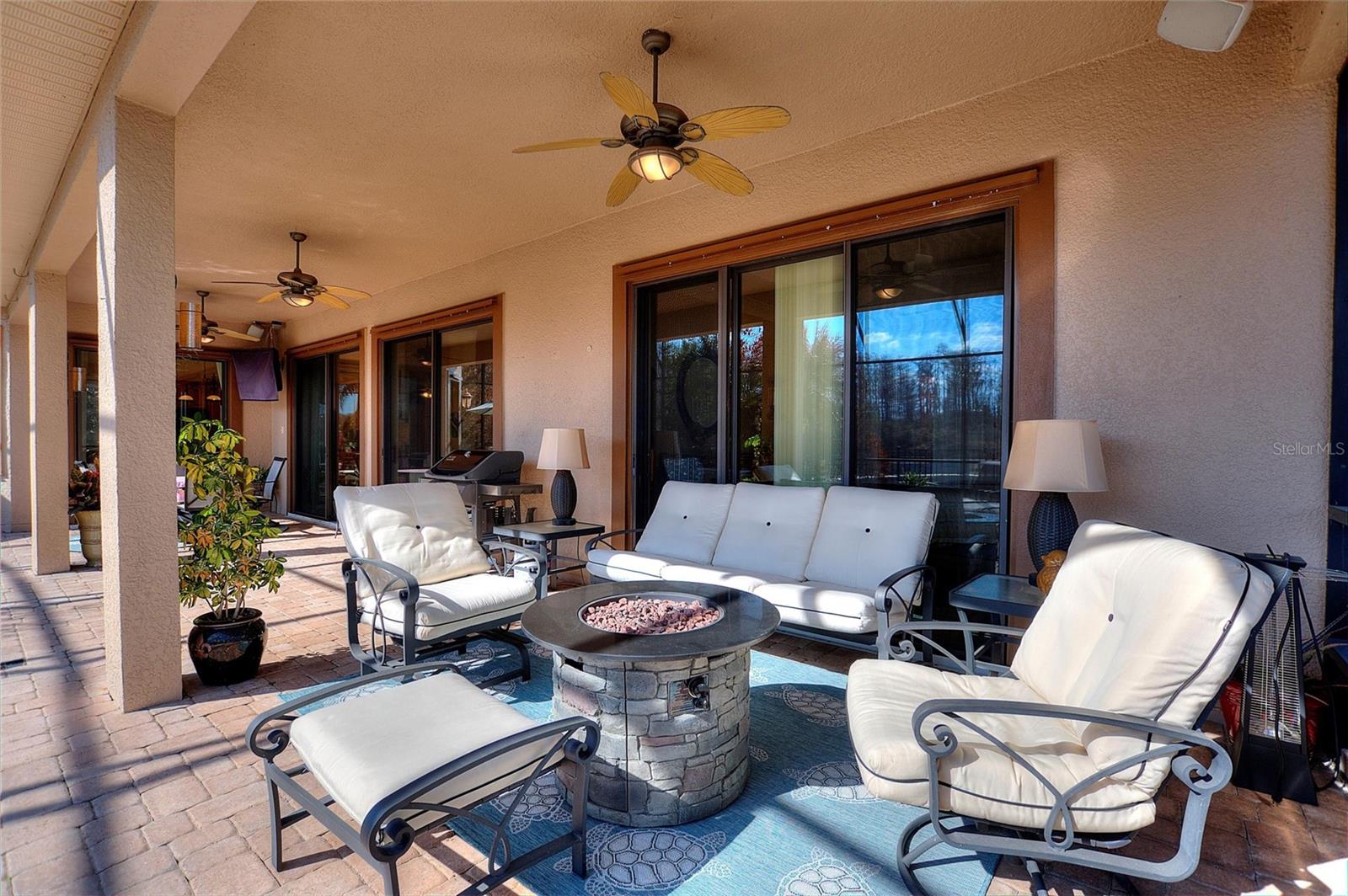 Image 39 of 74 For 927 San Raphael Street