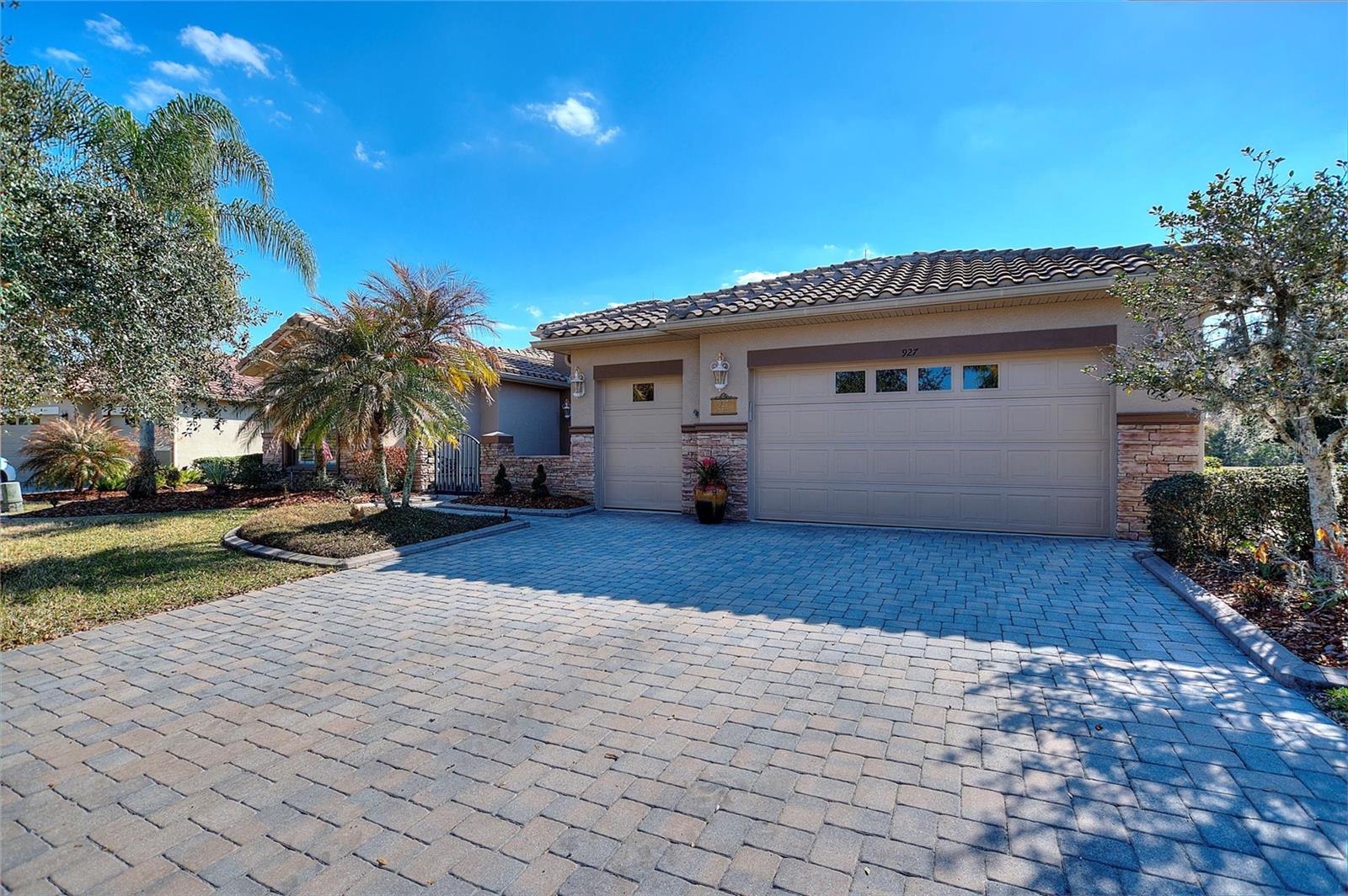 Image 57 of 74 For 927 San Raphael Street