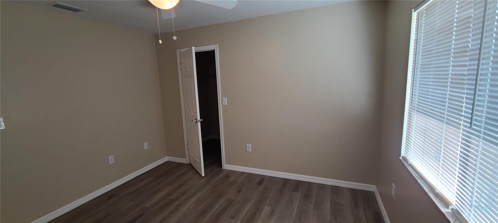 Image 13 of 23 For 644 Midiron Drive