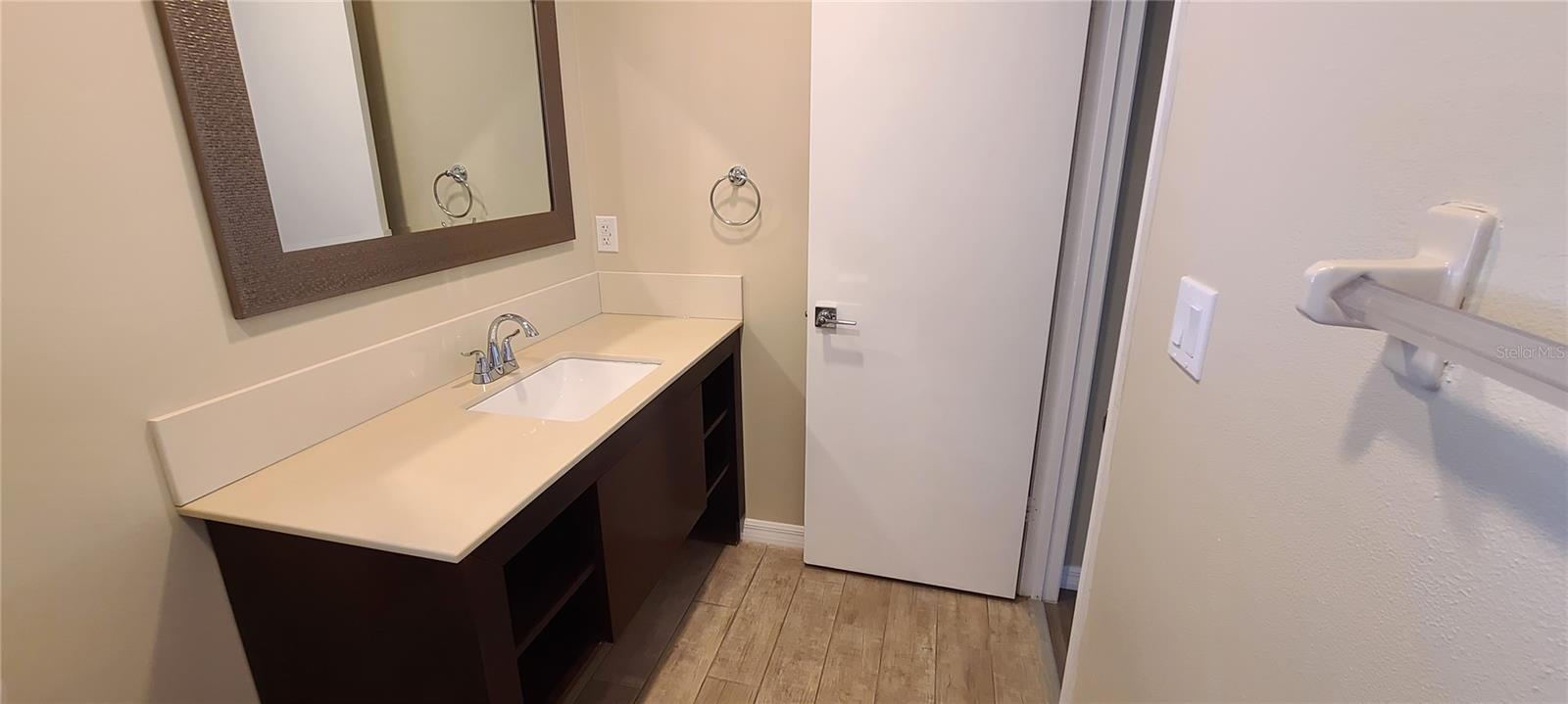 Image 15 of 23 For 644 Midiron Drive