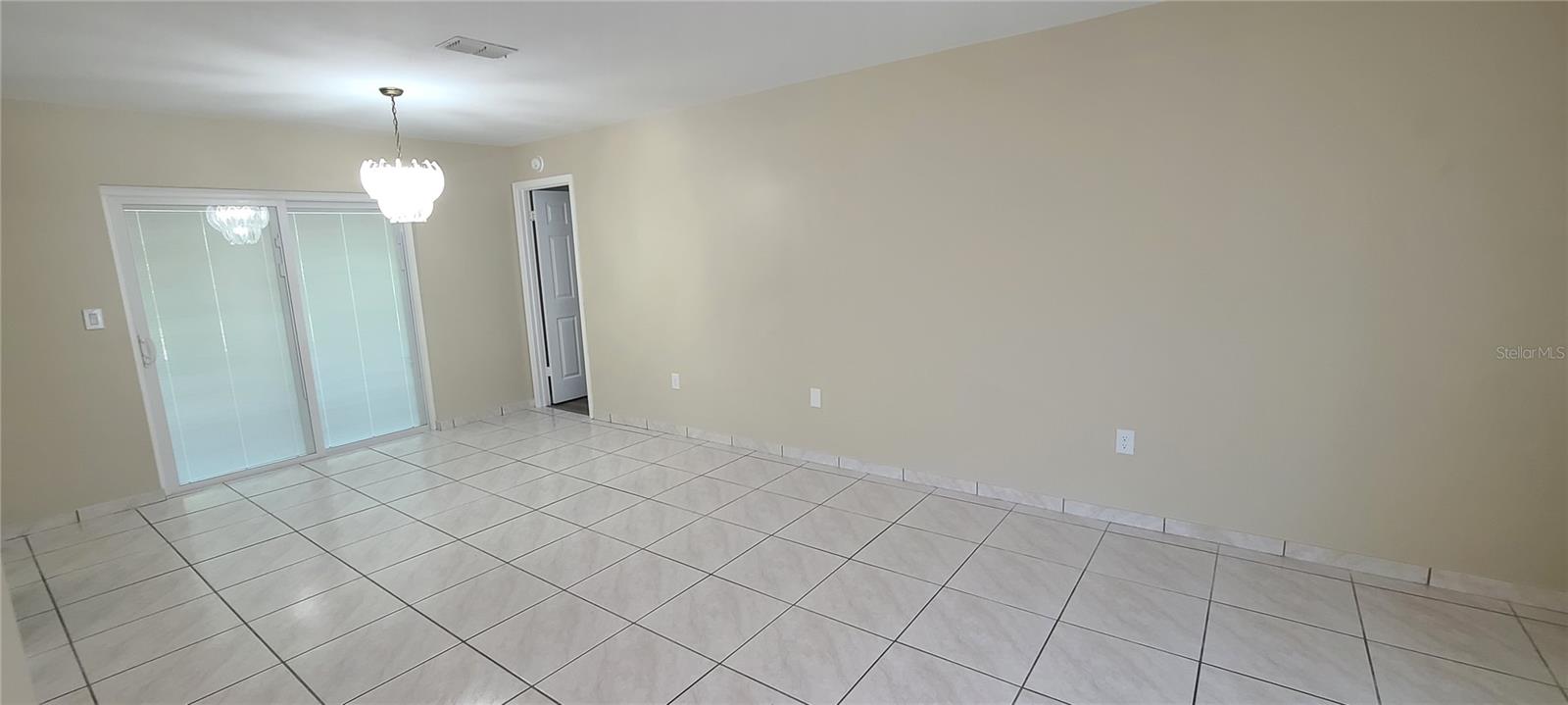 Image 6 of 23 For 644 Midiron Drive