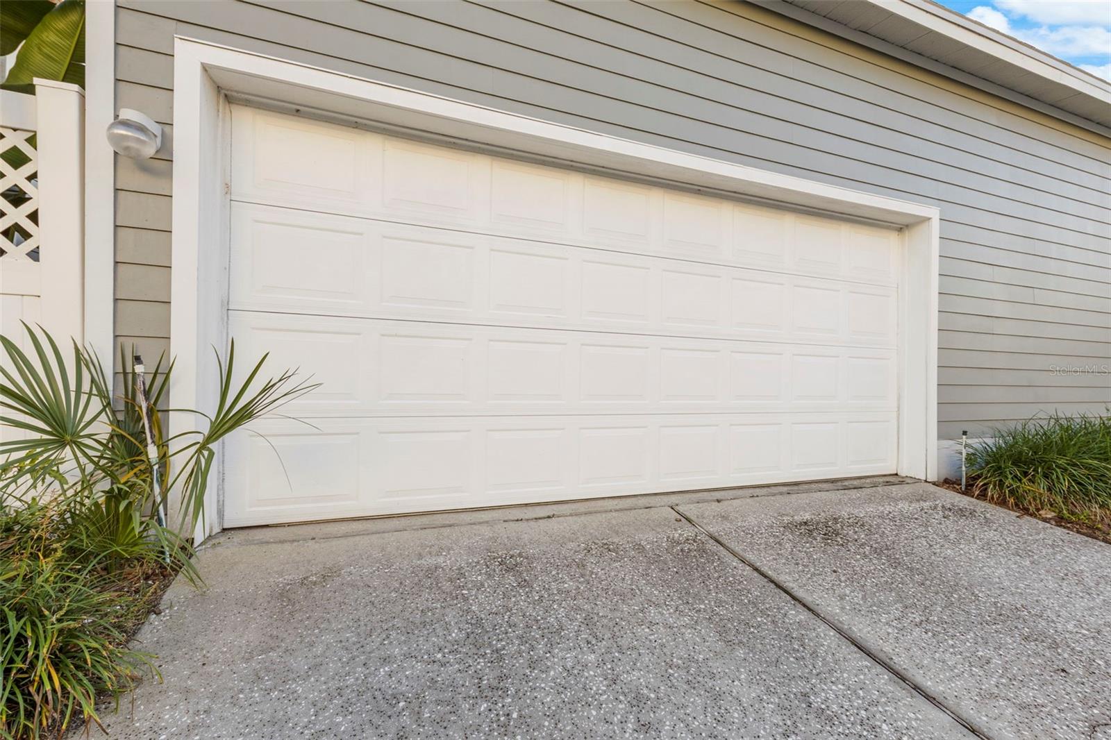 Image 20 of 25 For 834 Lake Evalyn Drive