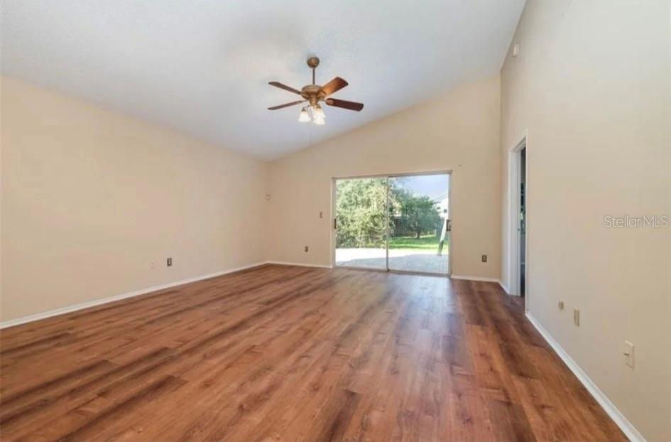 Image 13 of 18 For 10825 Bellamy Ct Court