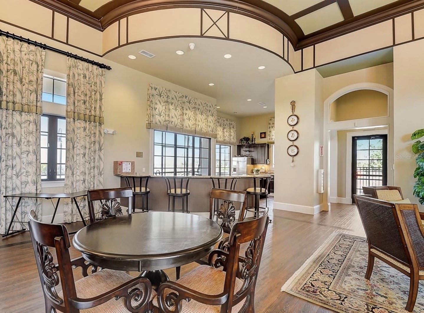 Image 15 of 34 For 707 Waterfern Trail Drive