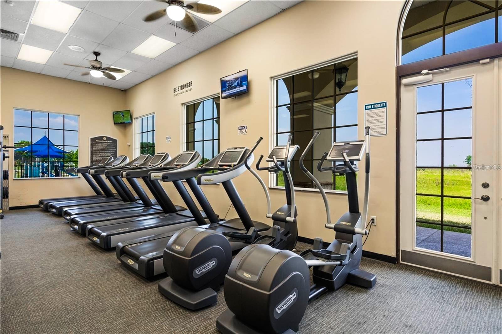 Listing photo id 47 for 3540 Valleyview Drive