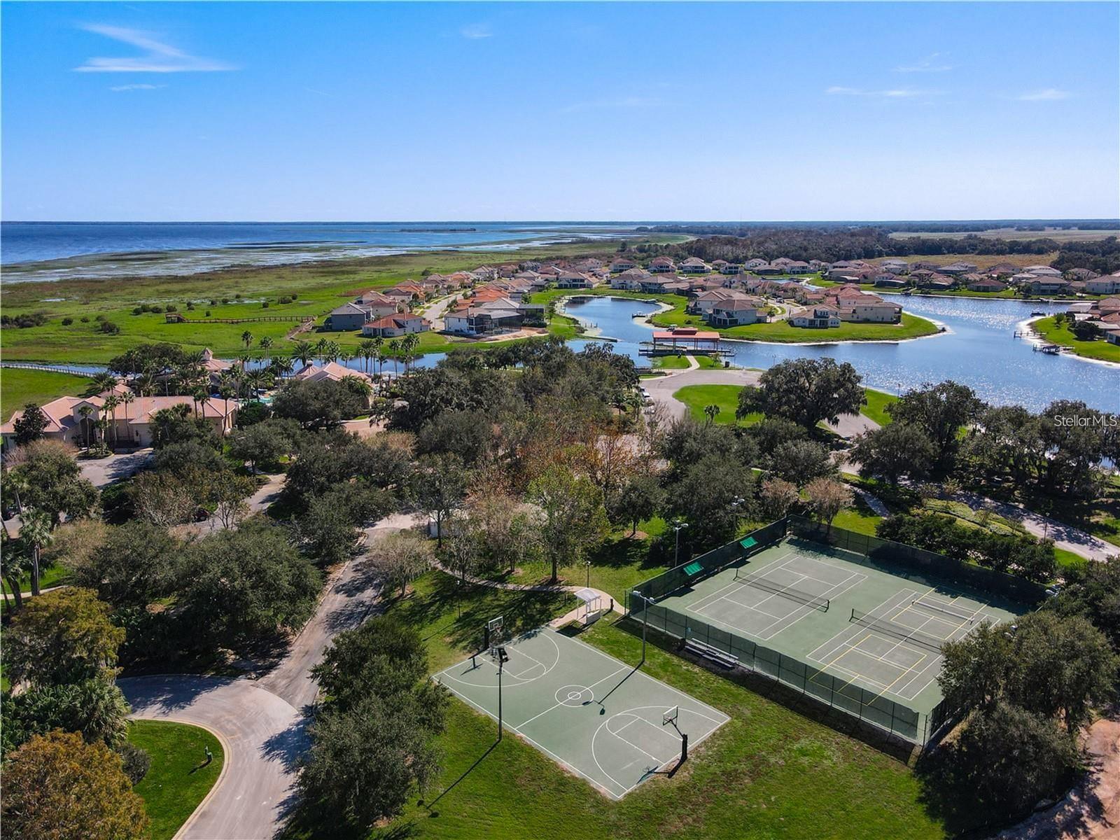 Listing photo id 50 for 3540 Valleyview Drive