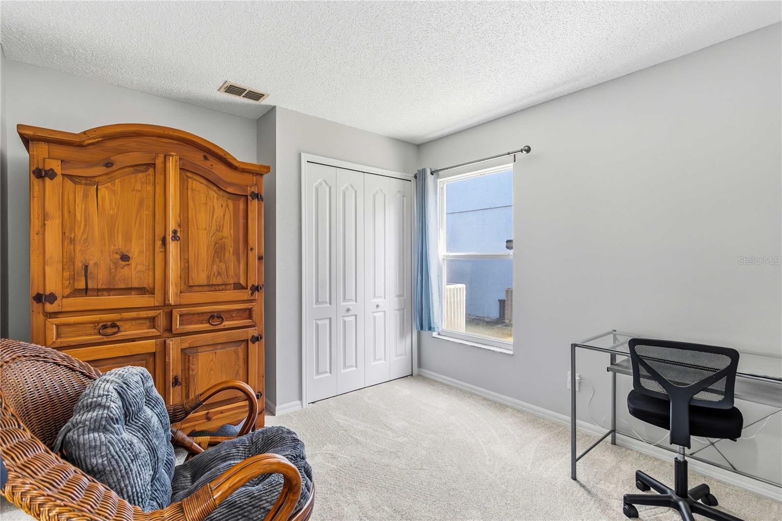 Image 34 of 59 For 4250 Andover Cay Blvd.