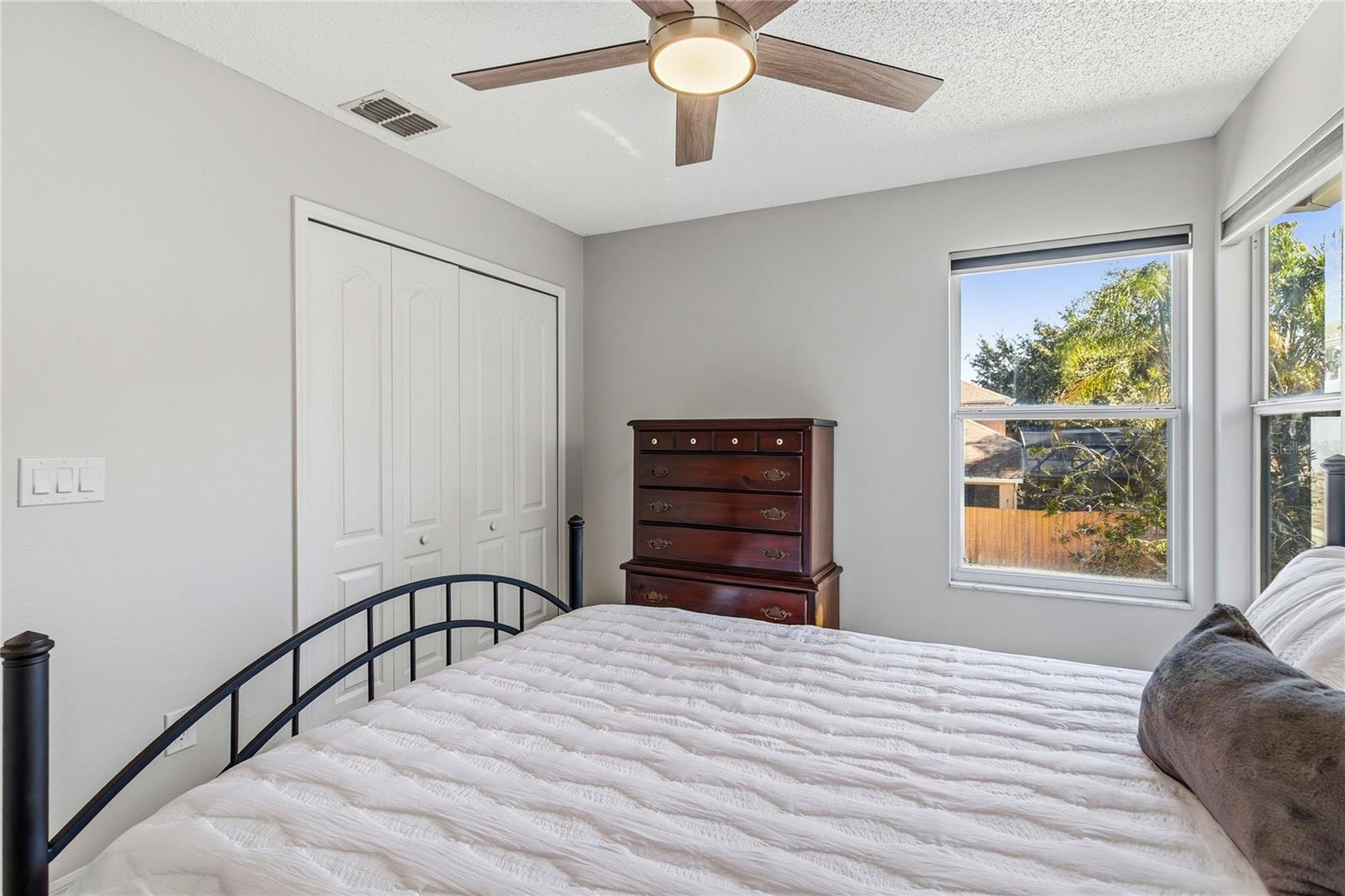 Image 43 of 59 For 4250 Andover Cay Blvd.