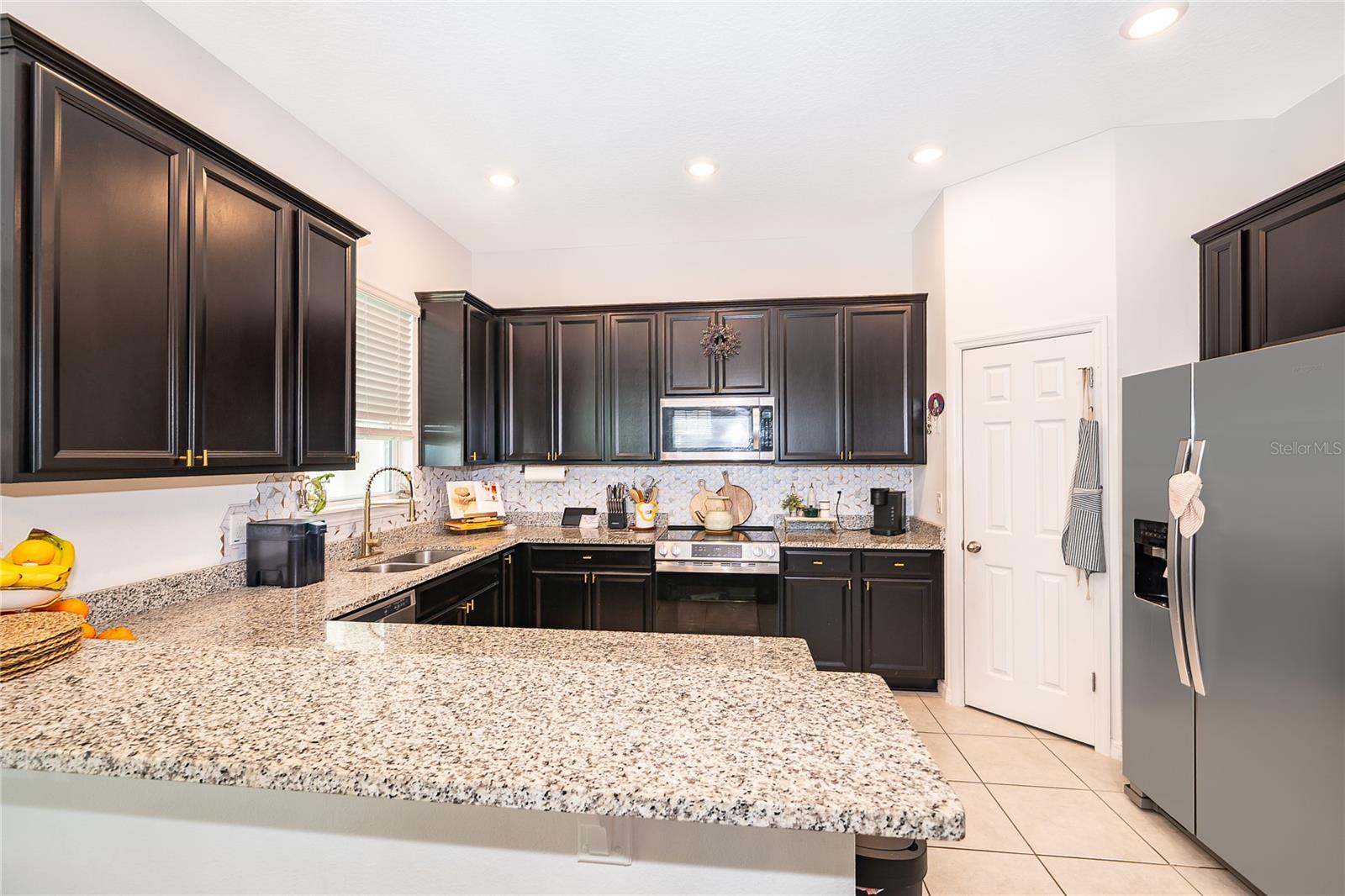 Image 16 of 31 For 1584 Astoria Arbor Ln