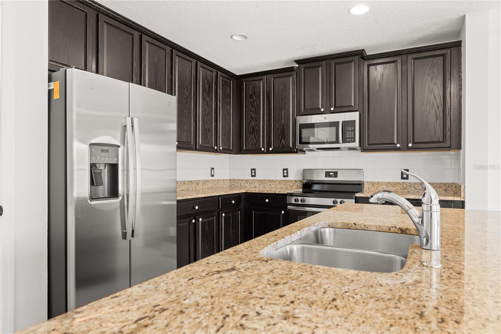 Image 17 of 49 For 122 Andalusia Loop