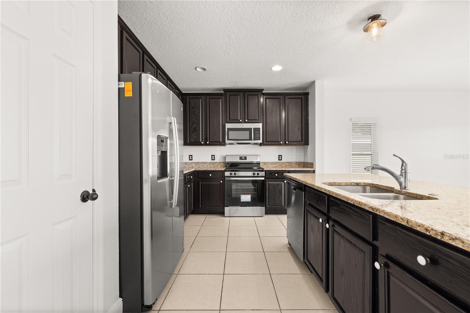 Image 18 of 49 For 122 Andalusia Loop