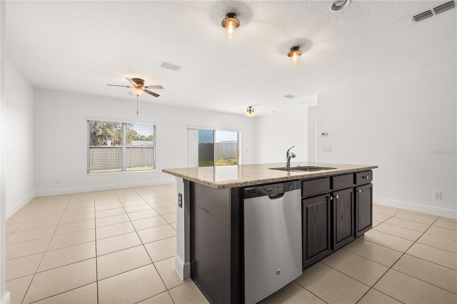 Image 22 of 49 For 122 Andalusia Loop