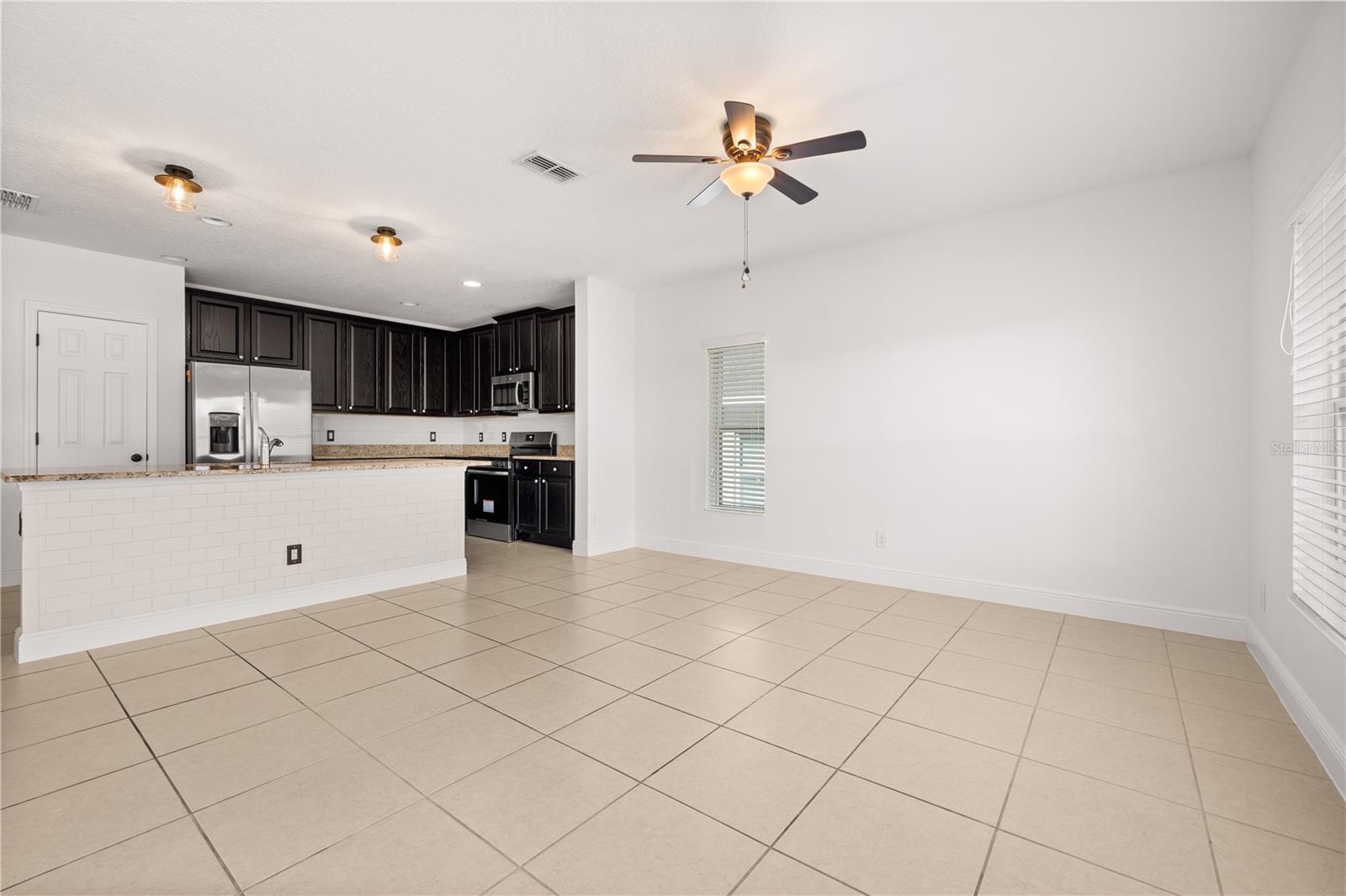 Image 23 of 49 For 122 Andalusia Loop