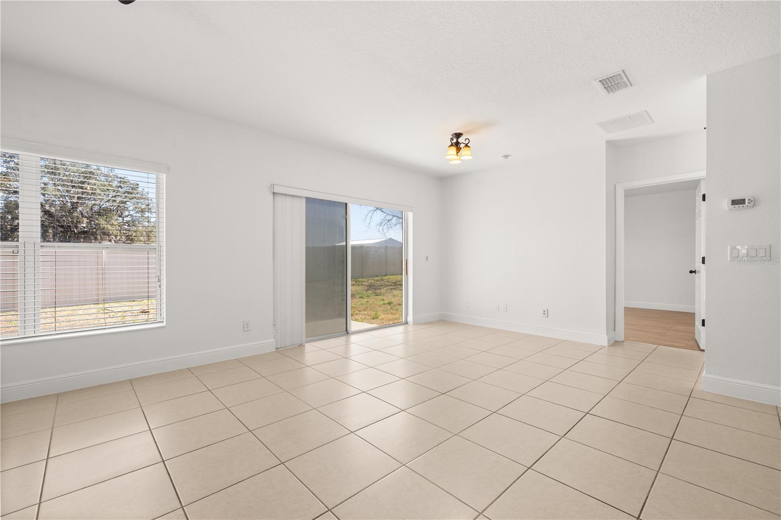 Image 24 of 49 For 122 Andalusia Loop