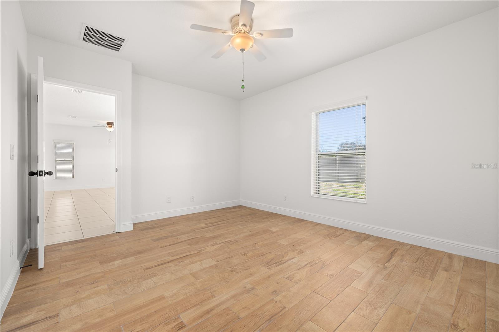 Image 9 of 49 For 122 Andalusia Loop