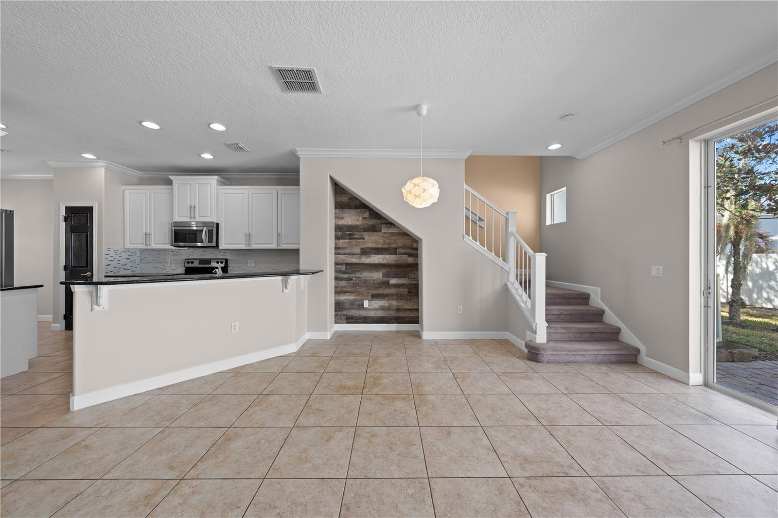 Listing photo id 10 for 3543 Sanctuary Drive