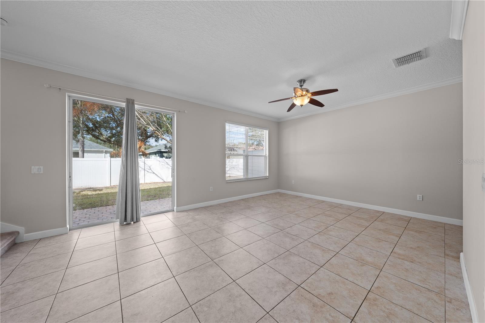 Listing photo id 11 for 3543 Sanctuary Drive