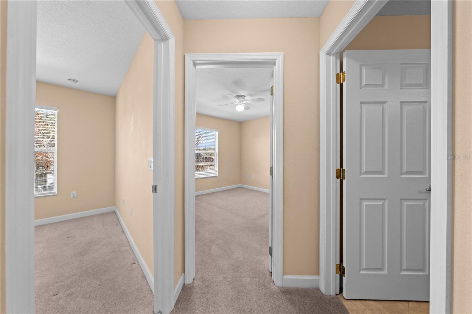 Listing photo id 19 for 3543 Sanctuary Drive