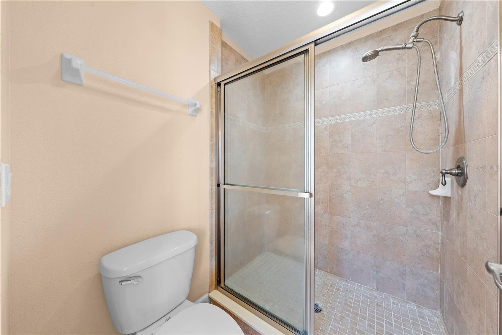 Listing photo id 26 for 3543 Sanctuary Drive