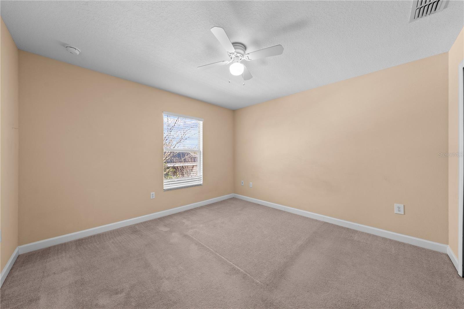 Listing photo id 29 for 3543 Sanctuary Drive