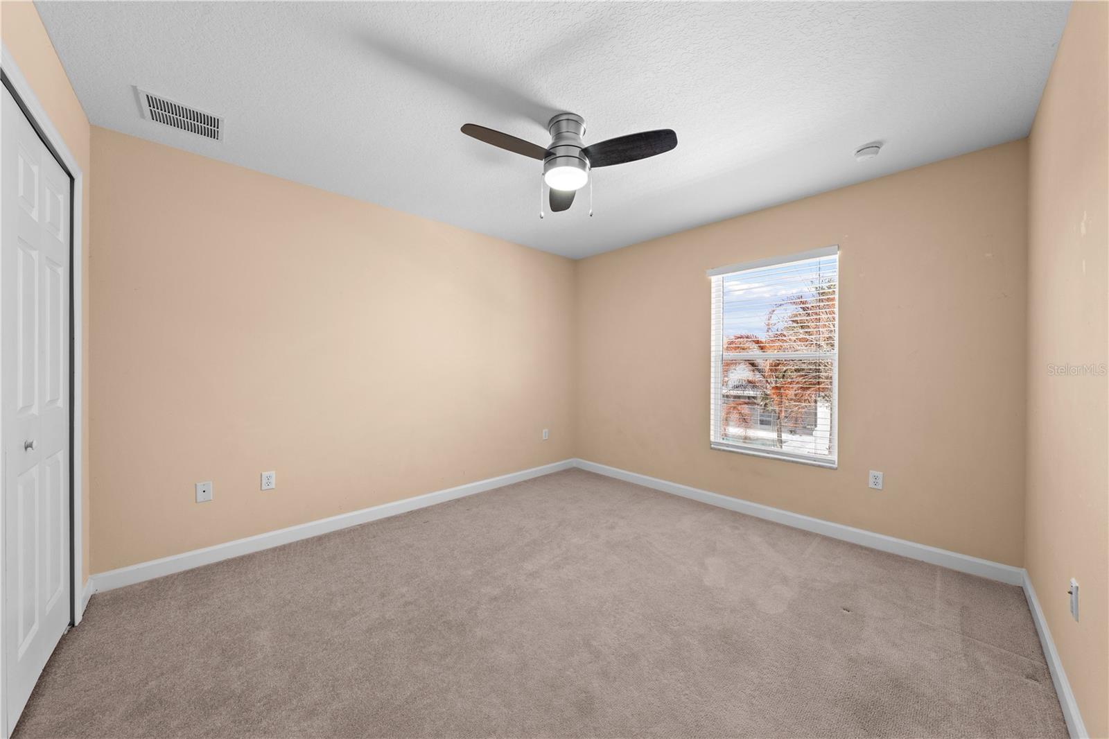 Listing photo id 30 for 3543 Sanctuary Drive