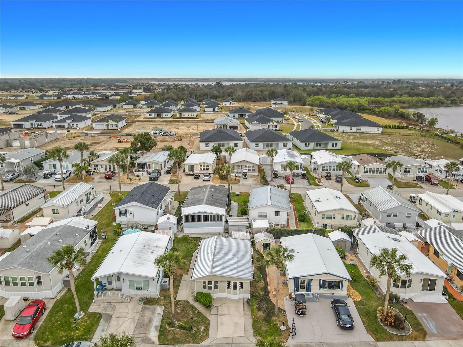 Image 2 of 32 For 9705 Lake Bess Road 715