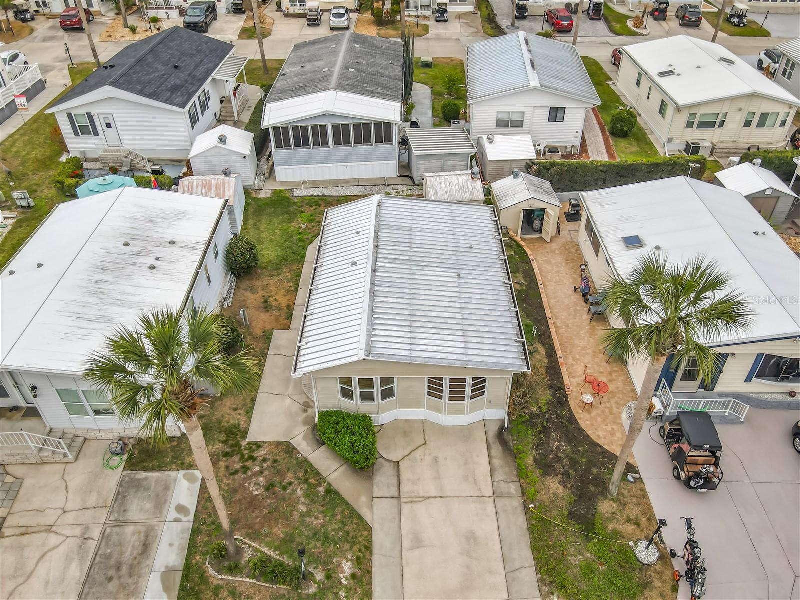 Image 5 of 32 For 9705 Lake Bess Road 715