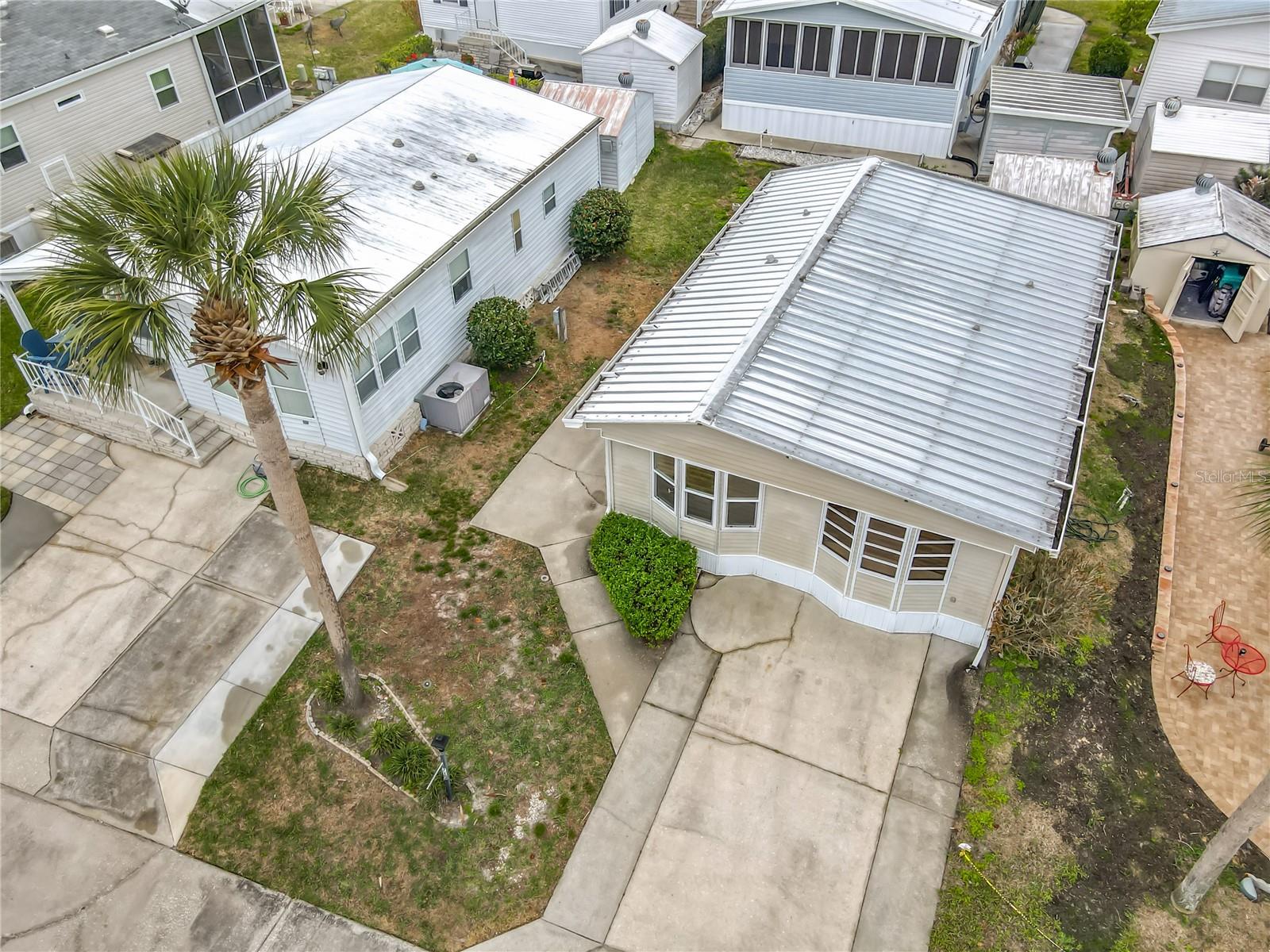 Image 7 of 32 For 9705 Lake Bess Road 715