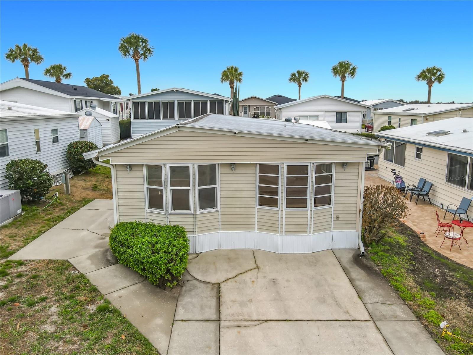 Image 8 of 32 For 9705 Lake Bess Road 715