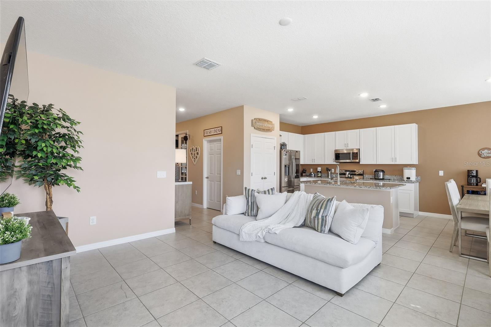 Image 16 of 46 For 2220 Pigeon Plum Drive