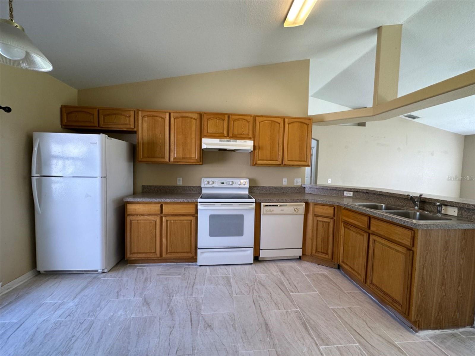 Image 12 of 18 For 310 Ferrara Court