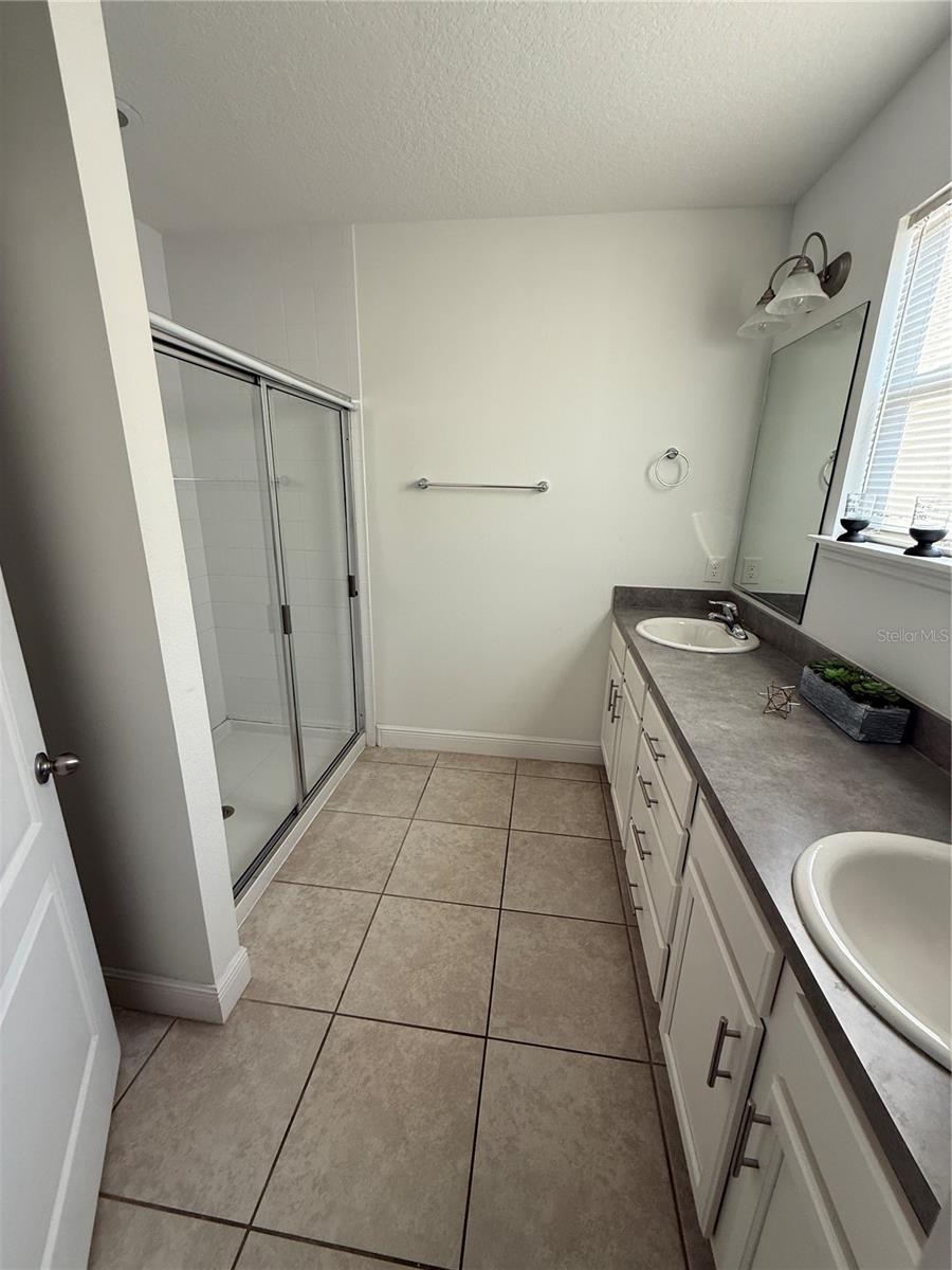 Image 11 of 12 For 3138 Camino Real Dr N